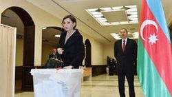 Azerbaycan anayasa değişikliği referandumuna gidiyor