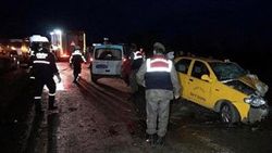 Tekirdağ'da iki araç çarpıştı: 7 yaralı