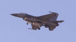 Türk F-16’lar Suriye sınırında