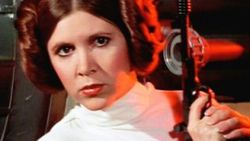 Star Wars'ın yıldızı Fisher uçakta kalp krizi geçirdi