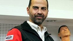 Nasuh Mahruki'ye istifa çağrısı