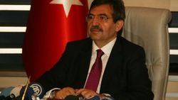 Güllüce'den Feyzioğlu'na: Kendini niye dövdürüyorsun