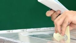 Selçuk Dereli ile Bünyamin Gezer'in referandum tartışması