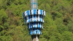 Rize'de yapılan elektrik direğinden minare dikkat çekti