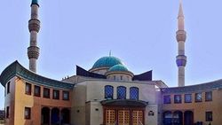 Hollanda'da Diyanet'in atadığı imamlara casus suçlaması