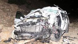 Antalya'da kamyonetle otomobil çarpıştı: 1 ölü, 2 yaralı