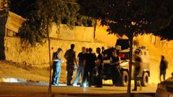 Hakkari'de zırhlı polis aracının geçişi sırasında patlama
