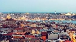 Beyoğlu'nda 10 milyon liralık bina satışa çıkarıldı