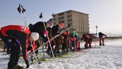 Hakkari'de kayak sporu ilgi görüyor