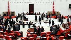 CHP tahliye olan subaylara iade-i itibar istedi