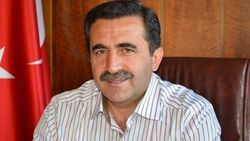 AK Parti'den ihraç edilen belediye başkanı gözaltında