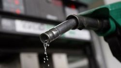 Benzine 12 kuruş zam