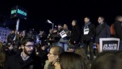 Charlie Hebdo'ya saldırı sonrası Fransa sokağa döküldü