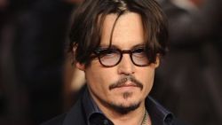 Johnny Depp: Beni soyup soğana çevirdiler
