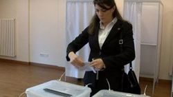 Azerbaycan halkı yeni anayasayı kabul etti