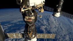 NASA Soyuz kapsülünü fırlattı