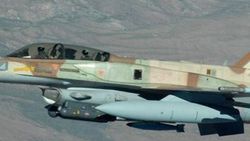 İsrail Gazze'deki balıkçı teknelerini jetlerle vurdu