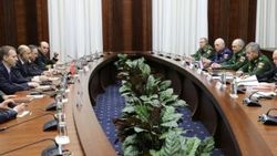 Milli Savunma Bakanı Rus mevkidaşı ile görüştü