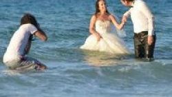 Gelin damat denizde
