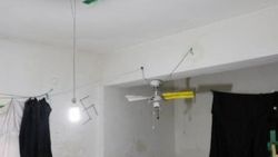 Öldü diye girilen evde gamalı haç sembolleri görüldü