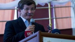 Davutoğlu: Gazze kumsalları boş değil çocuk cesetleri var