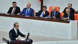 Başbakan Davutoğlu ile Kılıçdaroğlu Meclis'te
