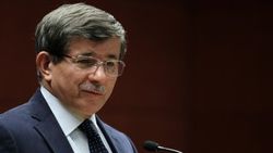 Başbakan Davutoğlu'ndan basın açıklaması
