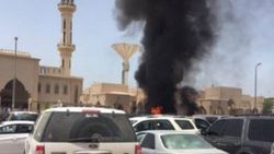 Suudi Arabistan'da camide intihar saldırısı