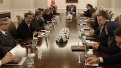 Davutoğlu’ndan Barış Grubu’na hendek çağrısı