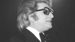 Zeki Müren vefatının 22'nci yılında anılıyor