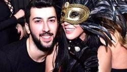 Hande Yener'in oğlu uçakta kavga etti