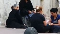 Dilenciler hasılatı paylaştı