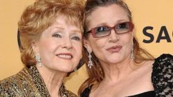 Carrie Fisher'ın oyuncu annesi Debbie Reynolds da öldü