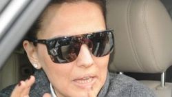 Demet Akalın kuzenini hırsızlıkla suçladı