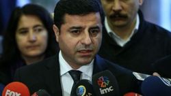 Demirtaş'tan Meclis Başkanı Kahraman'a Anayasa yanıtı
