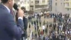 Selahattin Demirtaş Silvan'da Nevruz ateşi yaktı
