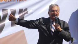 Deniz Baykal Antalya'da konuştu