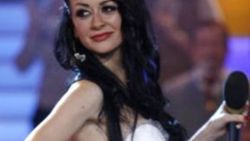 Romanyalı Şarkıcı: Burak Özçivit bana evlilik teklif etti