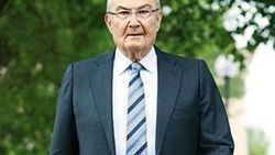 Cemil Çiçek görevini Deniz Baykal'a devretti
