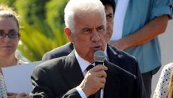 Derviş Eroğlu: Kıbrıs Rumların işgali altında