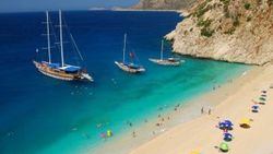 İngilizler tatil için yeniden Türkiye’yi tercih ediyor