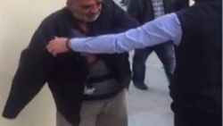 Dilencinin foyasını belediye çalışanı ortaya çıkardı