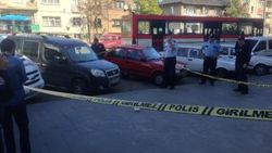 Erzurum'da bir kadın kocasını sokak ortasında vurdu