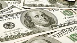 Dolar 4 ayın dibini gördü