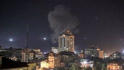 İsrail, Gazze bize 36 roket attı diyerek bomba yağdırdı