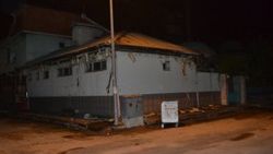 Alkollü kişi cami tuvaletini ateşe verdi