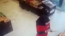 Arkadaşlık teklifini kabul etmeyen kadına saldırı
