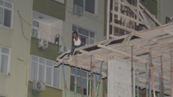 Adana'da 1 kişi intihar için inşaata çıktı