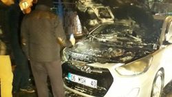 Ankara'da yanan otomobil alev topuna döndü