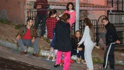 Şişli'de apartmanın kolonu çatladı sokakta kaldılar